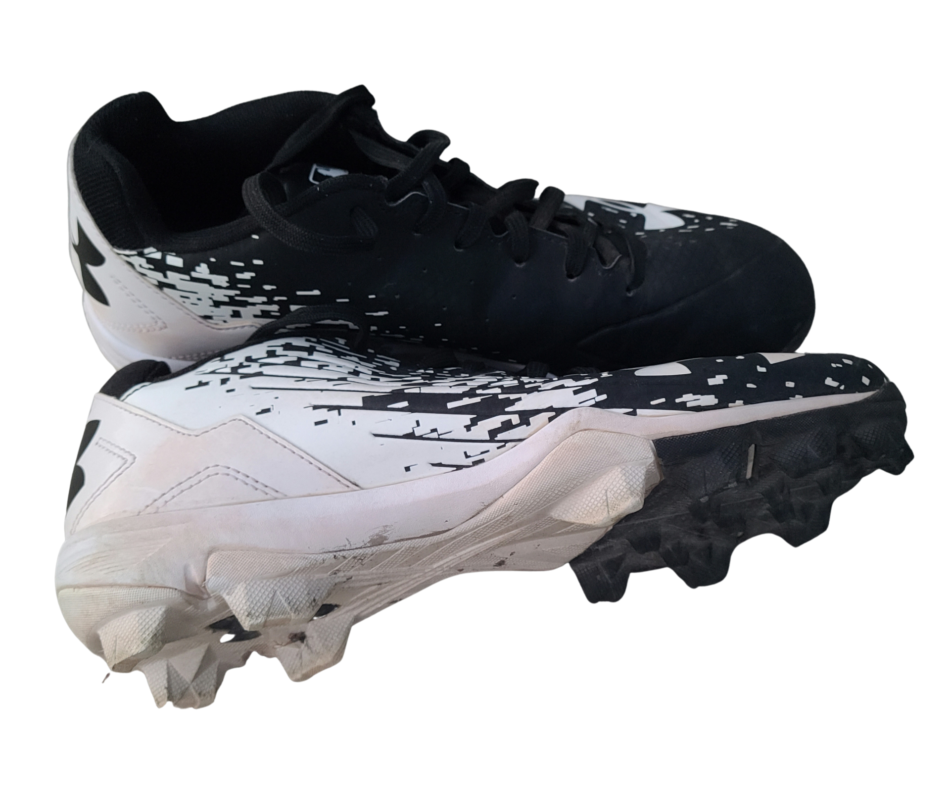 softball cleats